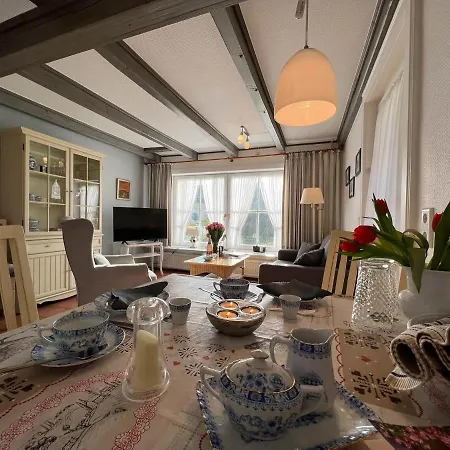 Kapitaen Ahab Im Haus Kaept'n Andresen * Westerland